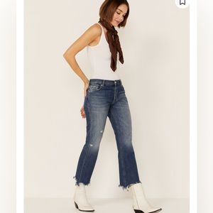 We the Free Distressed Cropped Jeans NWT Size 25